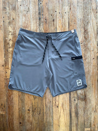 HYSB RETROS SCALLOPED BOARDSHORT